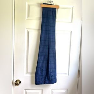 Navy plaid wool, slim fit Banana Republic pants, size 0